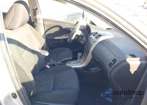 2010 Toyota Corolla S z USA, uszkodzony, nr VIN 1NXBU4EE1AZ364992